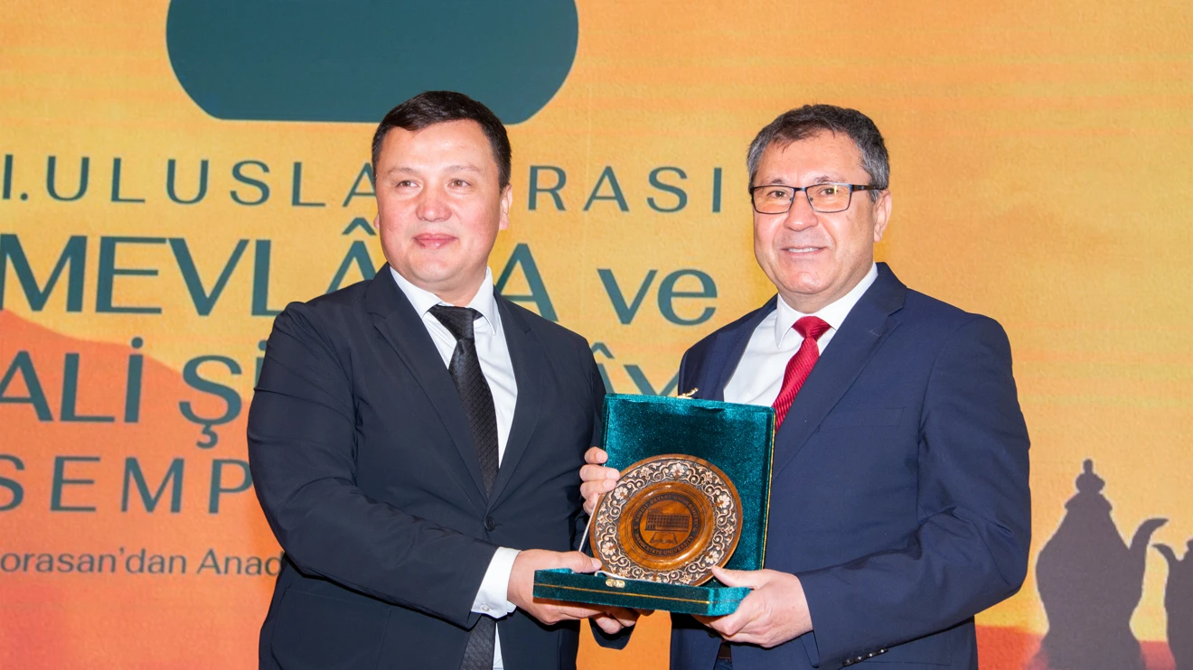 Uluslararası Mevlana ve Ali Şir Nevayi Sempozyumu başladı